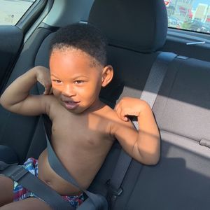 Meet your Posher, Kila renae